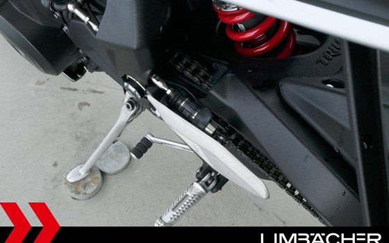 Gebrauchtmotorrad Triumph Street Triple 765 R - Bild 19