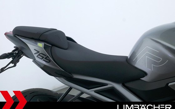 Gebrauchtmotorrad Triumph Street Triple 765 R - Bild 24