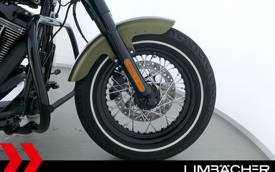 Gebrauchtmotorrad Harley-Davidson Softail Slim S - Bild 14