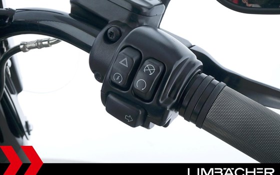 Gebrauchtmotorrad Harley-Davidson Softail Slim S - Bild 24