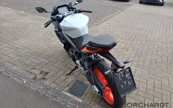 Neufahrzeug Aprilia RS 457 - Bild 4