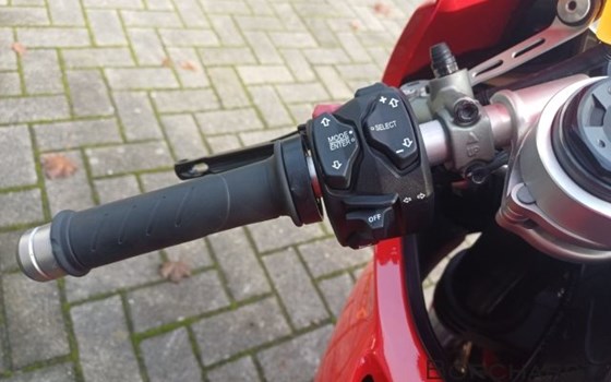 Gebrauchtmotorrad Ducati Panigale V4 - Bild 11