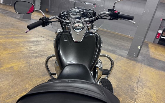 Gebrauchtmotorrad Kawasaki Vulcan 900 Classic - Bild 10