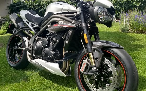 Gebrauchtmotorrad Triumph Speed Triple RS - Bild 1