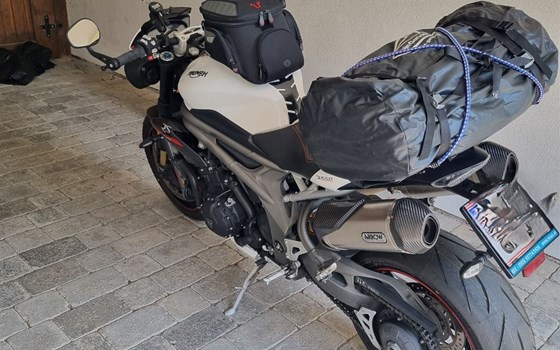 Gebrauchtmotorrad Triumph Speed Triple RS - Bild 3