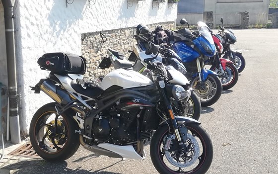 Gebrauchtmotorrad Triumph Speed Triple RS - Bild 6