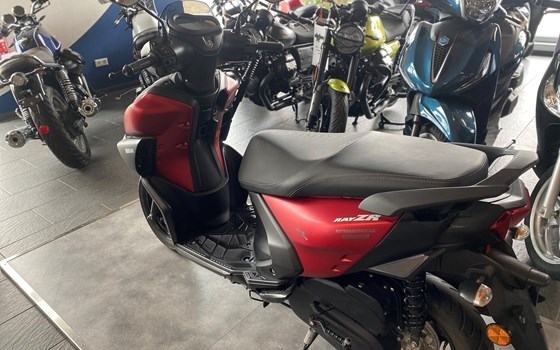 Gebrauchtmotorrad Yamaha RayZR - Bild 4