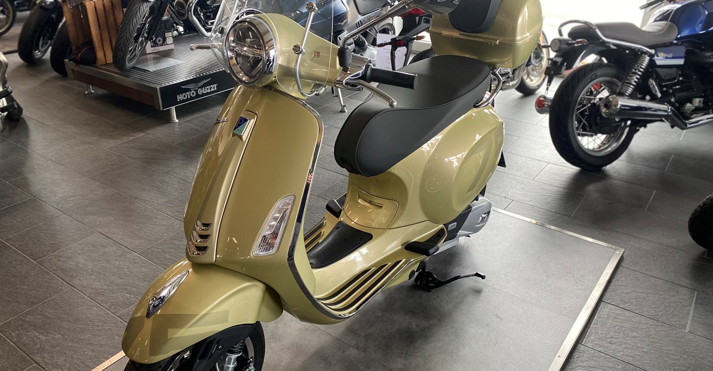Angebot Vespa Primavera 125 75th