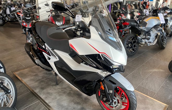 Kymco Xciting 400i ABS