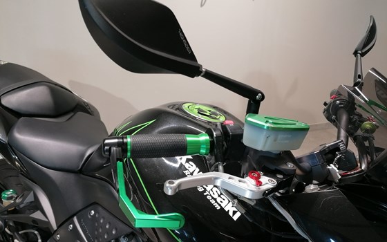 Gebrauchtmotorrad Kawasaki Z 750R - Bild 4