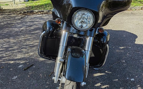 Gebrauchtmotorrad Harley-Davidson Touring Street Glide Special FLHXS - Bild 2