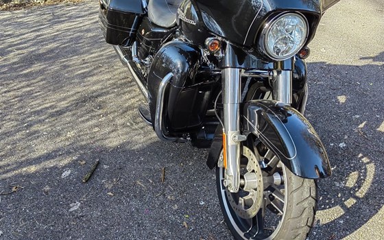 Gebrauchtmotorrad Harley-Davidson Touring Street Glide Special FLHXS - Bild 3