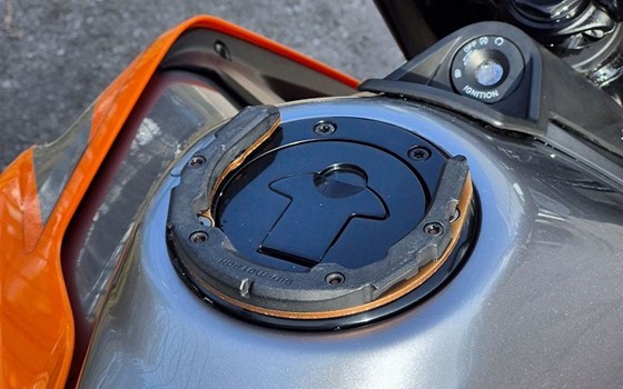 Gebrauchtmotorrad KTM 790 Duke - Bild 3