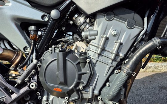 Gebrauchtmotorrad KTM 790 Duke - Bild 6