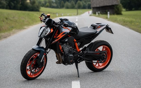 Gebrauchtmotorrad KTM 890 Duke R - Bild 1