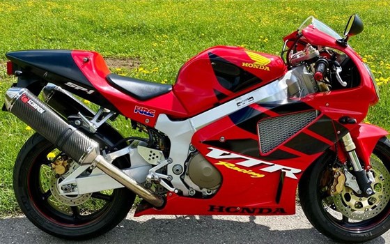 Motorrad Occasion Honda VTR 1000 SP-1 - Bild 3