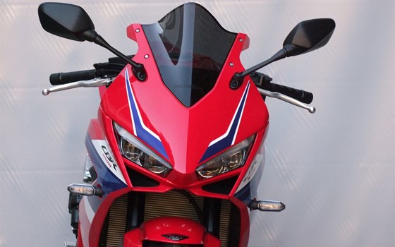 Neufahrzeug Honda CBR650R E-Clutch - Bild 18