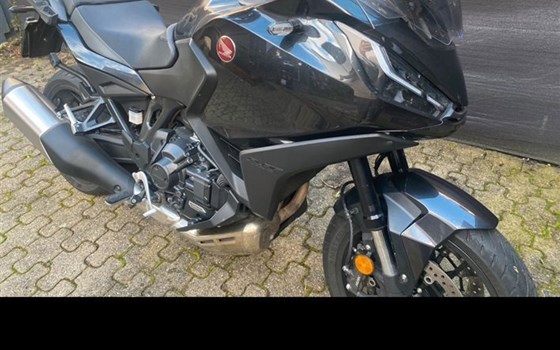 Gebrauchtmotorrad Honda NT1100 - Bild 1