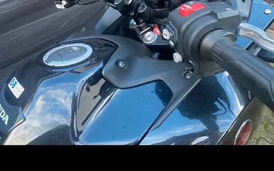 Gebrauchtmotorrad Honda NT1100 - Bild 3