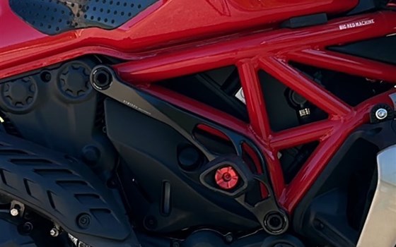 Gebrauchtmotorrad Ducati Monster 1200 R - Bild 4