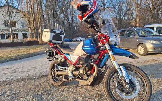 Gebrauchtmotorrad Moto Guzzi V85 TT Evoactive Graphics - Bild 11