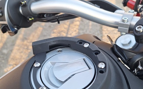 Gebrauchtmotorrad Moto Guzzi V85 TT Evoactive Graphics - Bild 4