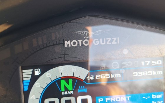 Gebrauchtmotorrad Moto Guzzi V85 TT Evoactive Graphics - Bild 17