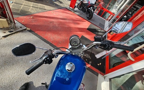 Gebrauchtmotorrad Harley-Davidson Sportster XL 883 - Bild 3