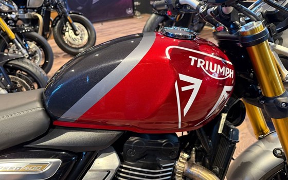 Gebrauchtmotorrad Triumph Speed 400 - Bild 7