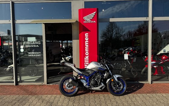 Gebrauchtmotorrad Yamaha MT-03 - Bild 1