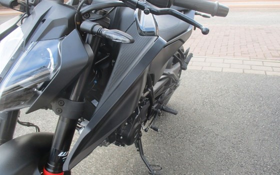 Neufahrzeug KTM 125 Duke - Bild 14