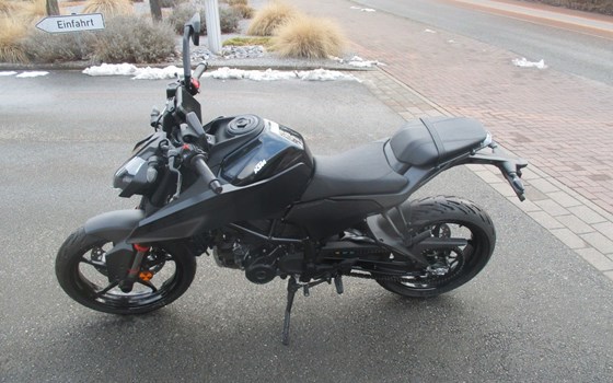 Neufahrzeug KTM 125 Duke - Bild 6