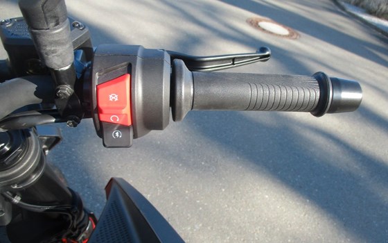 Neufahrzeug KTM 125 Duke - Bild 12