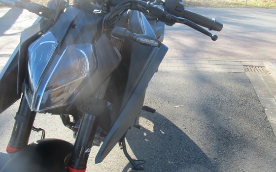 Neufahrzeug KTM 125 Duke - Bild 14