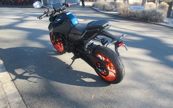 Neufahrzeug KTM 125 Duke - Bild 7