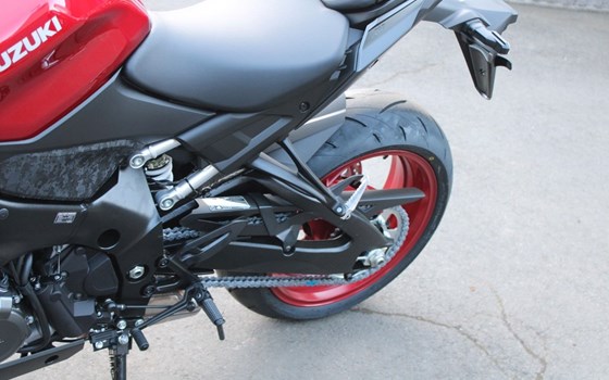 Neufahrzeug Suzuki GSX-S1000 - Bild 12