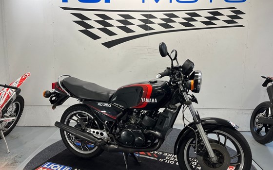 Gebrauchtmotorrad Yamaha RD 250 - Bild 1