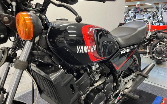 Gebrauchtmotorrad Yamaha RD 250 - Bild 7