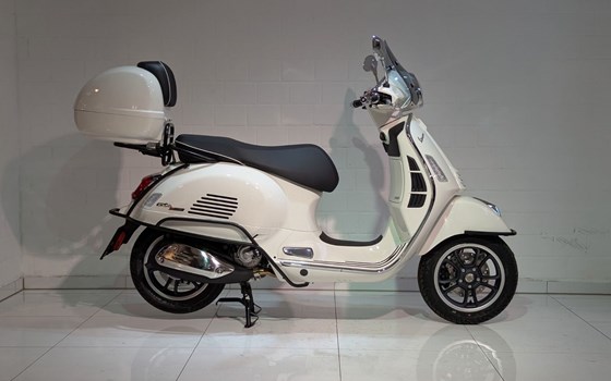 Neufahrzeug Vespa GTS 300 Super - Bild 2