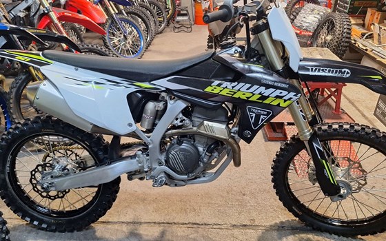 Gebrauchtmotorrad Triumph TF 250-X - Bild 1