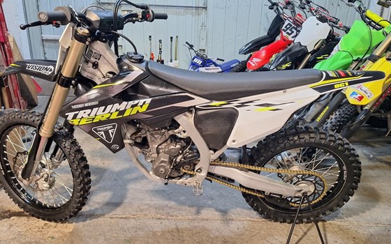 Gebrauchtmotorrad Triumph TF 250-X - Bild 2