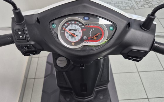 Neufahrzeug Sym Mask 50i - Bild 6