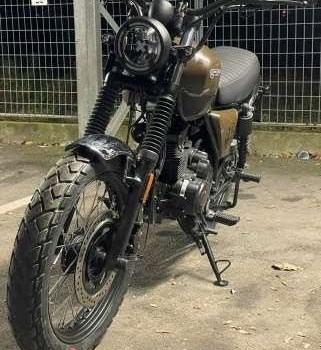 Gebrauchtmotorrad Brixton Cromwell 125 - Bild 2