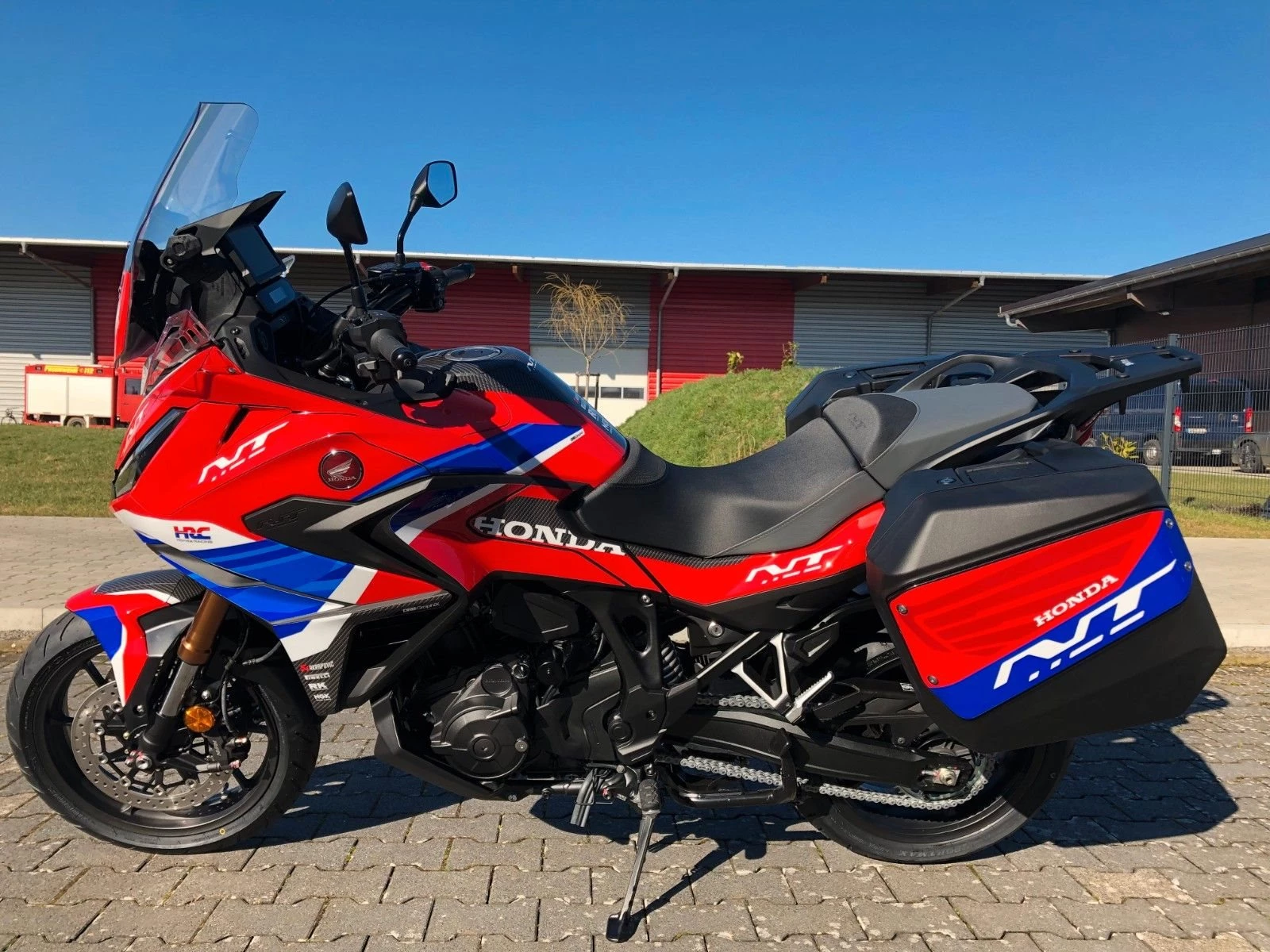 Honda NT1100 DCT Electronic Suspension