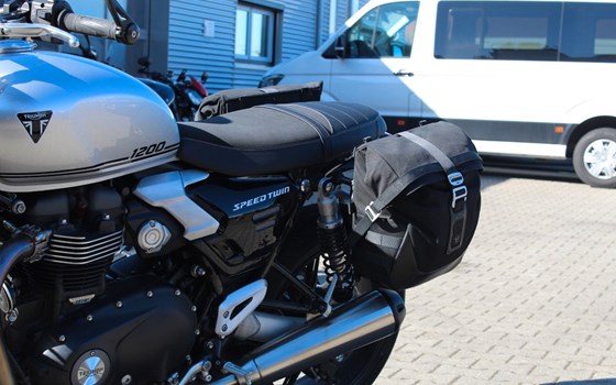 Gebrauchtmotorrad Triumph 5T Speed Twin - Bild 7