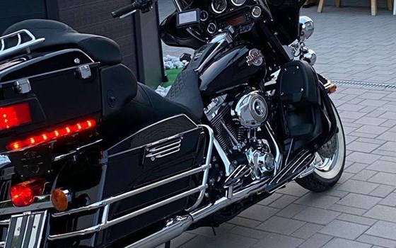 Gebrauchtmotorrad Harley-Davidson Electra Glide FLH - Bild 1