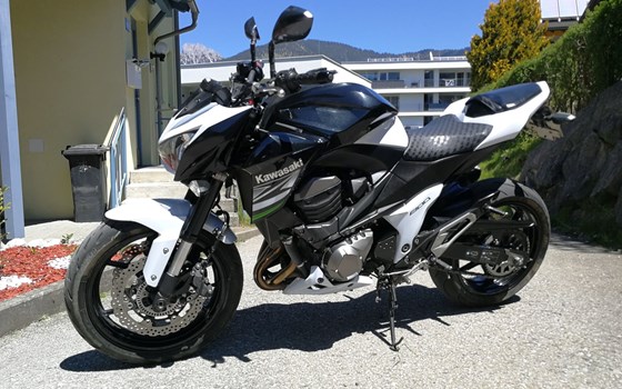 Gebrauchtmotorrad Kawasaki Z 800 - Bild 2