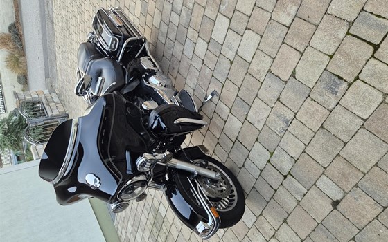 Gebrauchtmotorrad Harley-Davidson Electra Glide Ultra Classic FLHTCU - Bild 2