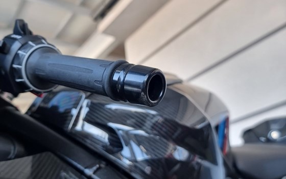 Gebrauchtmotorrad BMW M 1000 RR - Bild 5