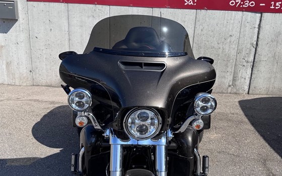 Gebrauchtmotorrad Harley-Davidson Tri Glide Ultra Classic - Bild 7